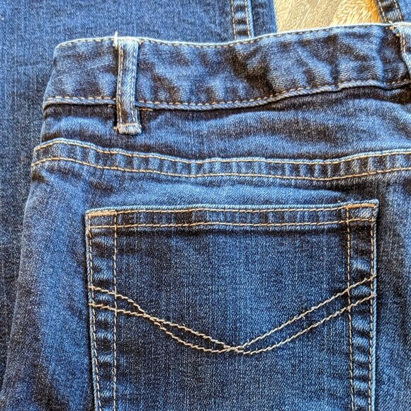 J Jill Petite Slim Leg Stretch Dark Wash Distressed Blue Jeans, Size 6 Petite - Picture 9 of 9